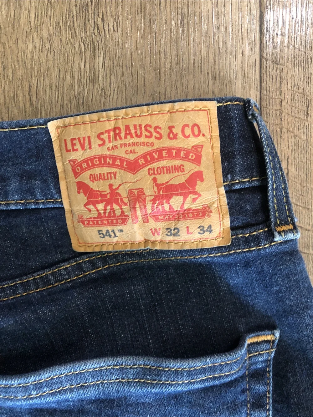 Levis sleek skinny